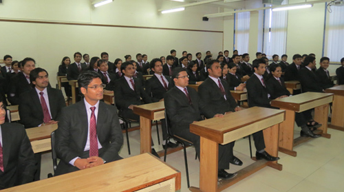 Classroom of Dr V N Bedekar Institute of Management Studies